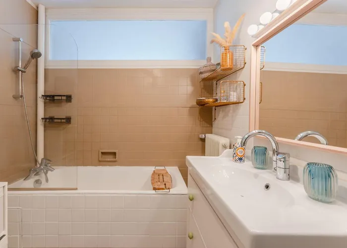 Le Nantais - Wifi - Parking Apartamento